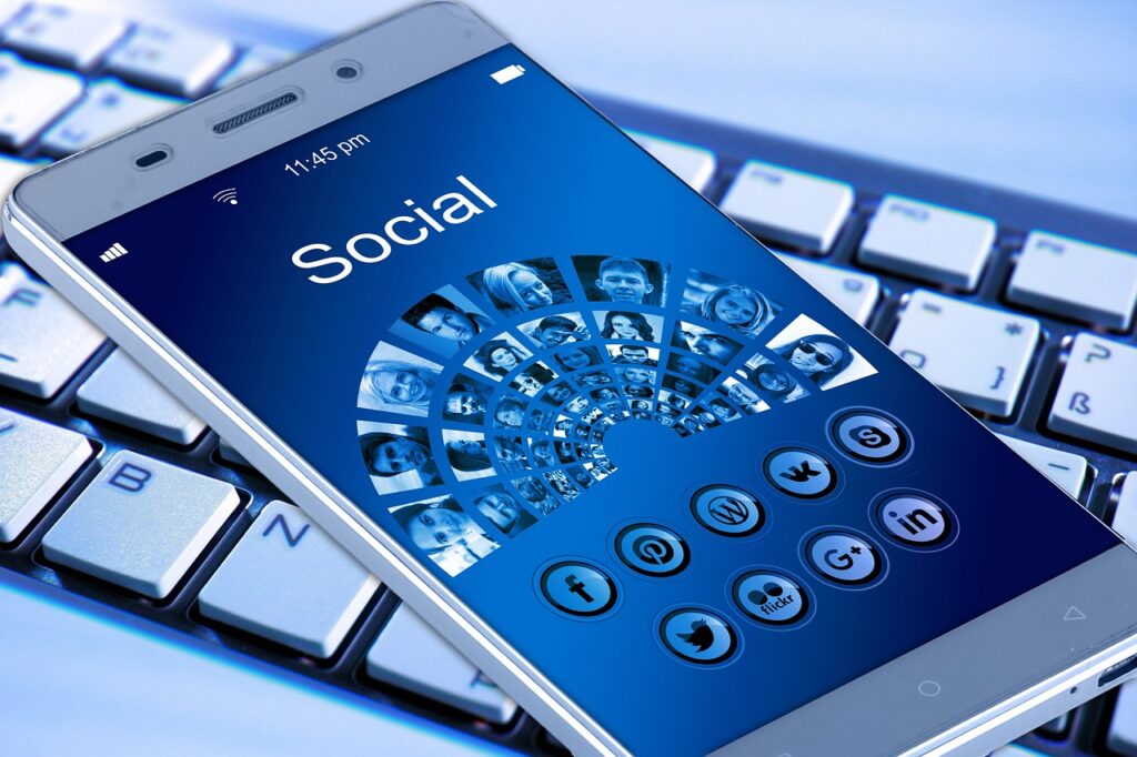 Mobile Marketing Strategies: 7 Tips for Driving Traffic in 2025